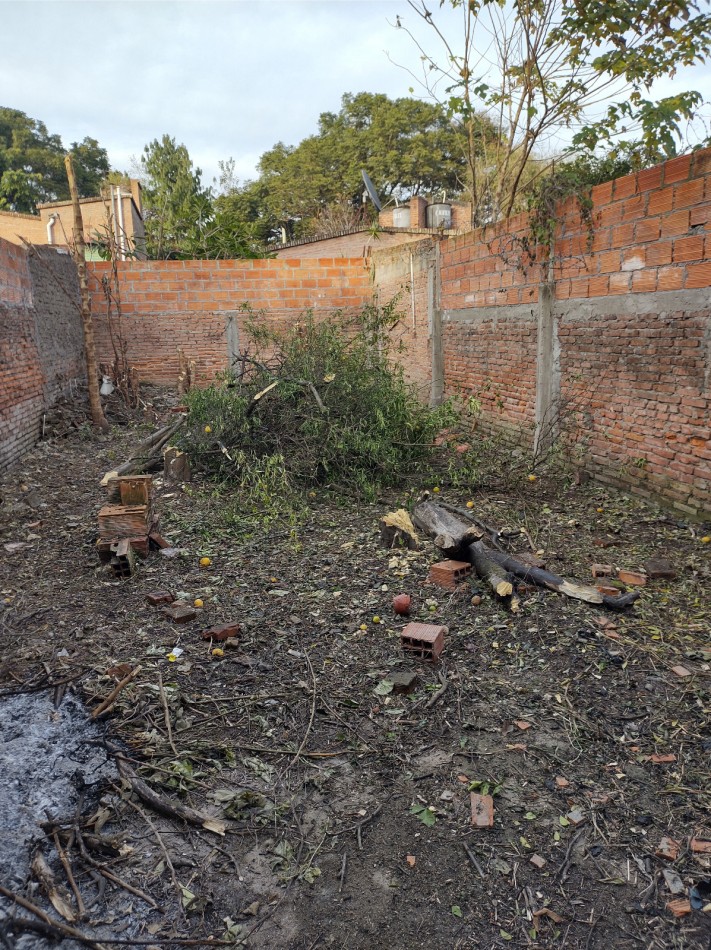 OLLEROS AL 2.700, Bo 17 DE AGOSTO