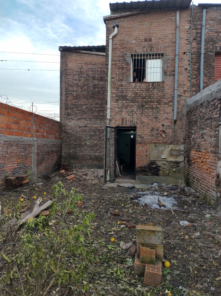 OLLEROS AL 2.700, Bo 17 DE AGOSTO