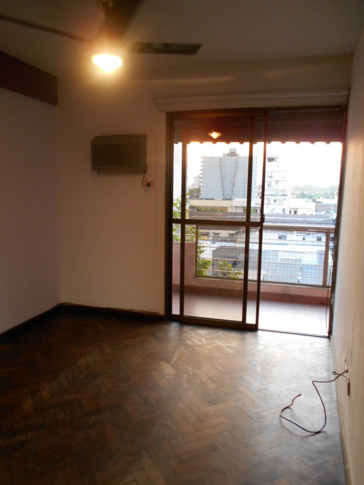 Av Salta no 137 Piso 5 Depto A