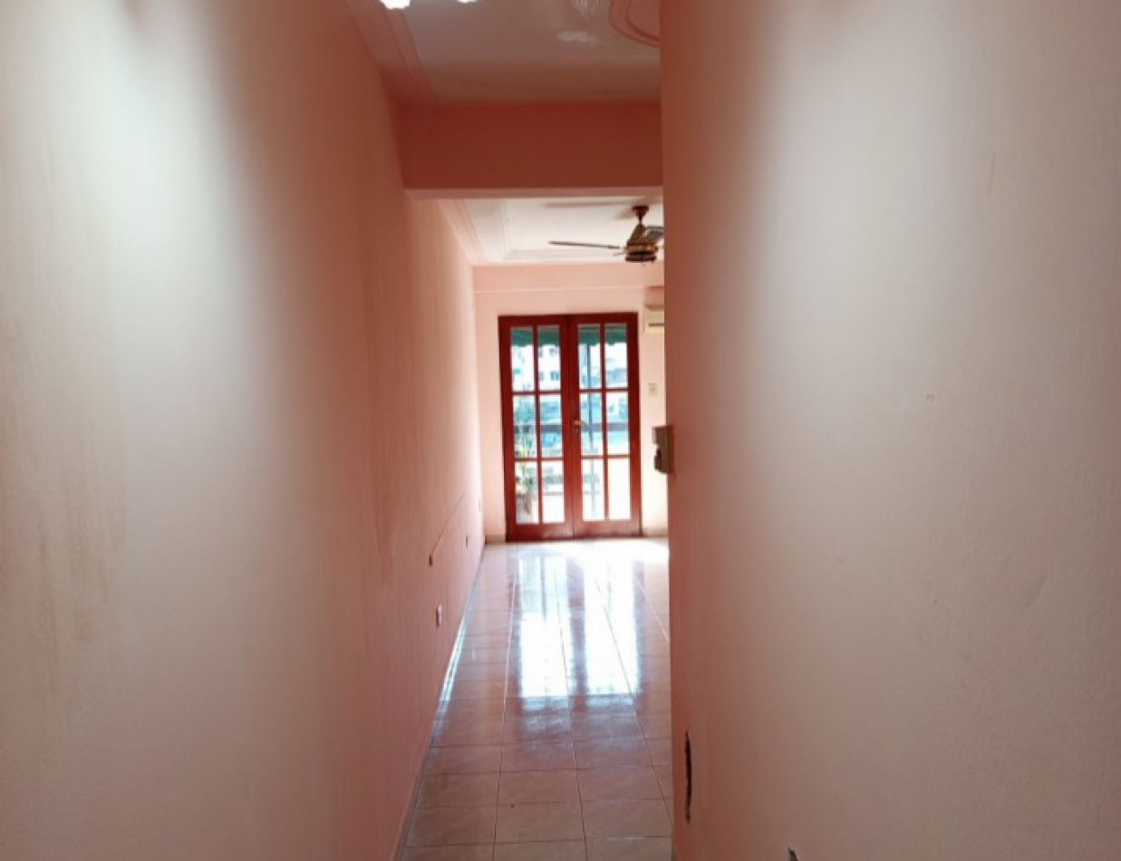 LAPRIDA AL 600 PISO 2 